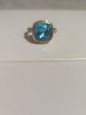 Gold Ring with Blue Cushion-Cut Stone
